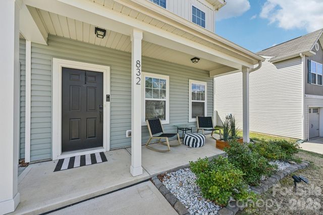 832 Newfound Hollow Drive, Charlotte, NC 28214