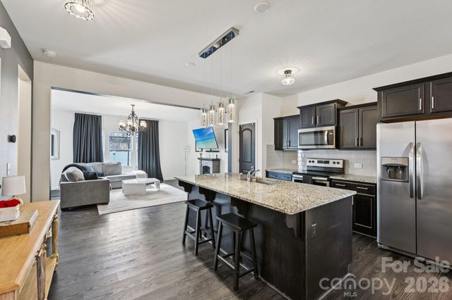 832 Newfound Hollow Drive, Charlotte, NC 28214