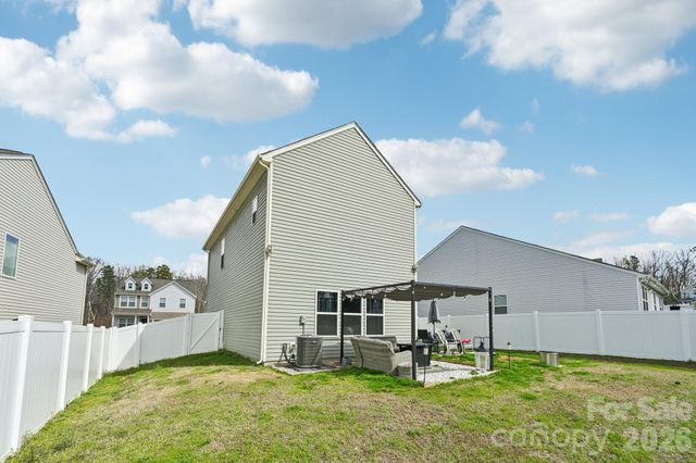 832 Newfound Hollow Drive, Charlotte, NC 28214