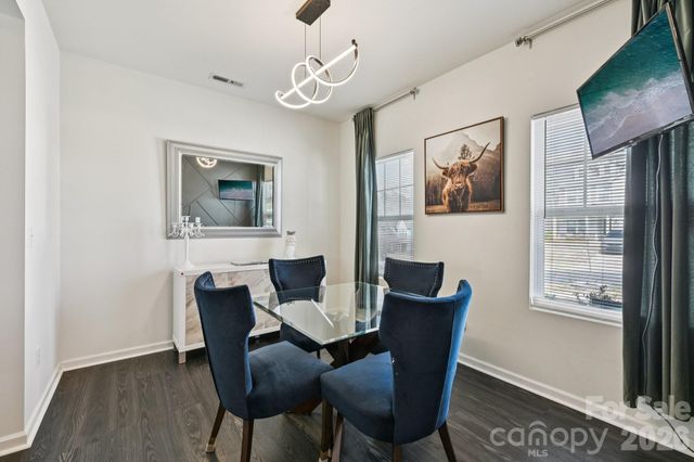 832 Newfound Hollow Drive, Charlotte, NC 28214