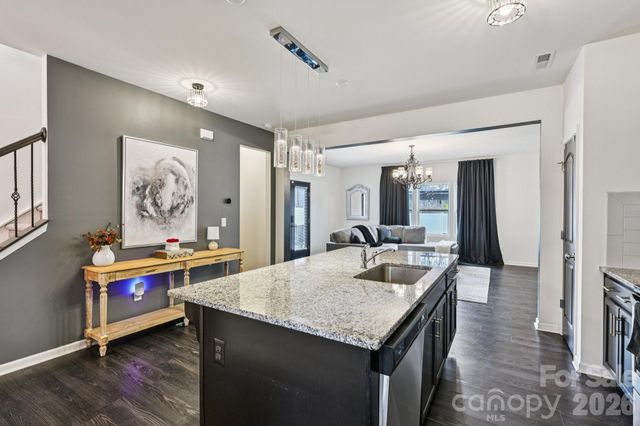 832 Newfound Hollow Drive, Charlotte, NC 28214