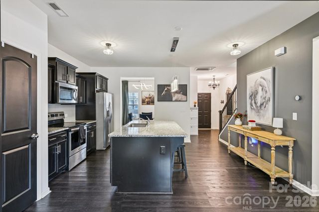 832 Newfound Hollow Drive, Charlotte, NC 28214