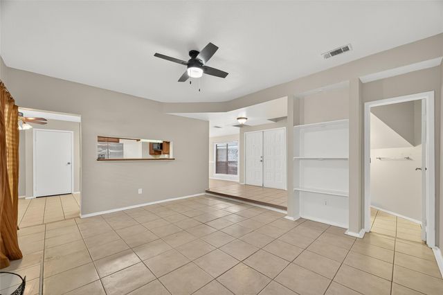 917 Hartman Drive, Baytown, TX 77521