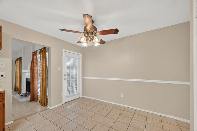 917 Hartman Drive, Baytown, TX 77521