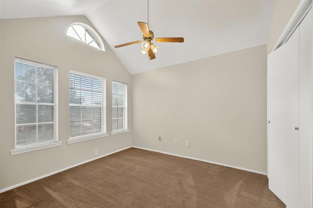 917 Hartman Drive, Baytown, TX 77521