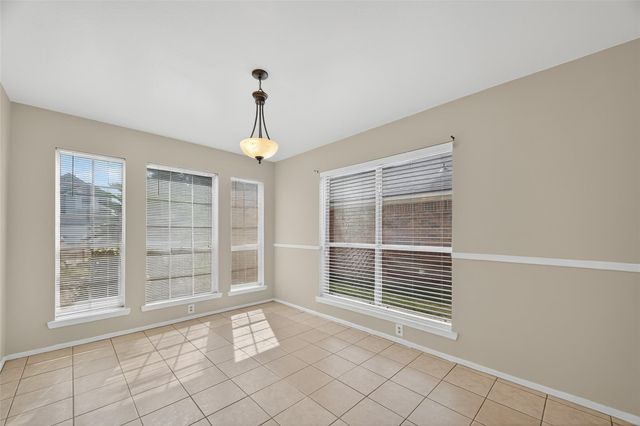 917 Hartman Drive, Baytown, TX 77521