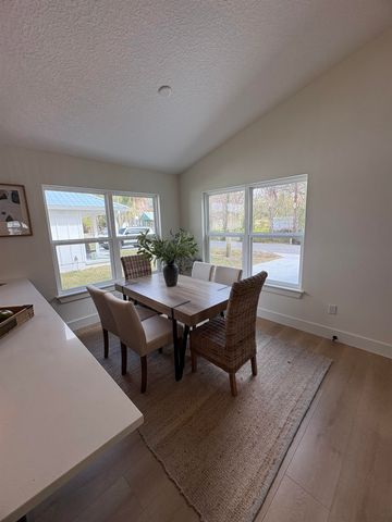 2855 N Seventh St, St Augustine, FL 32084