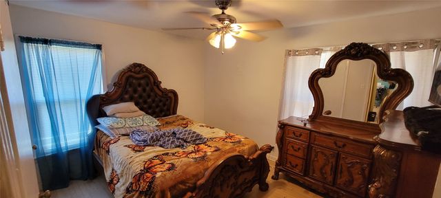 6840 Van Natta Lane, Fort Worth, TX 76112