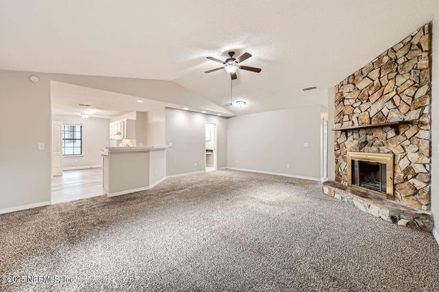 1594 TWIN OAK Drive W, Middleburg, FL 32068