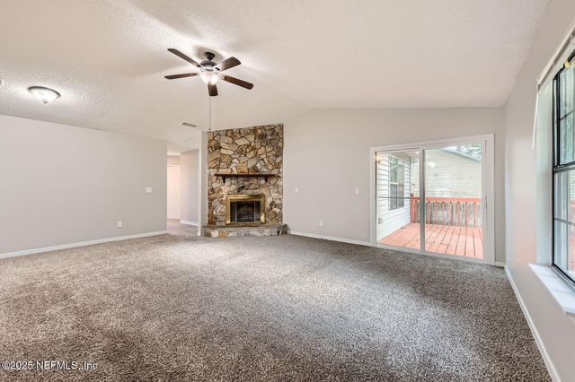 1594 TWIN OAK Drive W, Middleburg, FL 32068