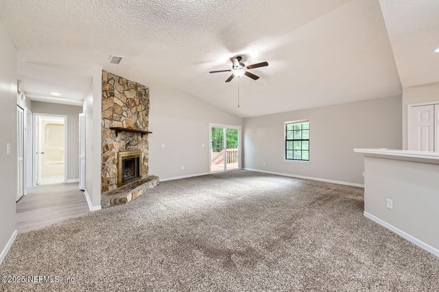1594 TWIN OAK Drive W, Middleburg, FL 32068