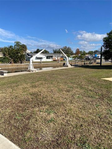 5343 BLUEPOINT DRIVE, Port Richey, FL 34668