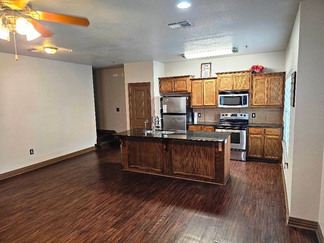 2410 S 2nd Street S 1579, Waco, TX 76706