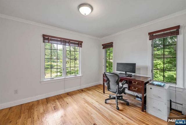 19 Walker Avenue, Closter, NJ 07624