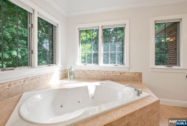 19 Walker Avenue, Closter, NJ 07624