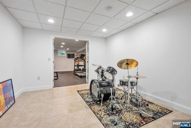 19 Walker Avenue, Closter, NJ 07624