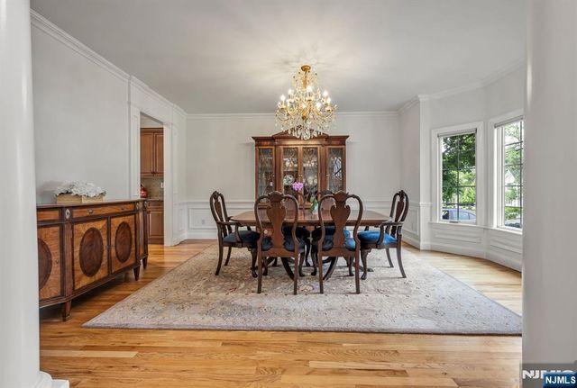 19 Walker Avenue, Closter, NJ 07624