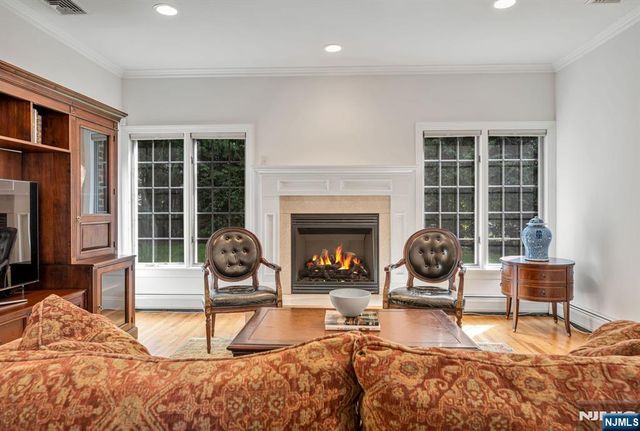 19 Walker Avenue, Closter, NJ 07624