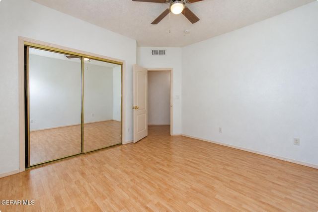 912 Los Pinos Way, El Paso, TX 79912