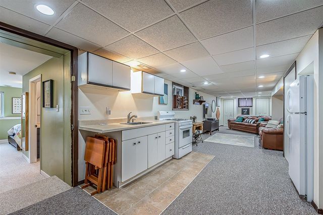 4080 Joanne Court, Ann Arbor, MI 48103