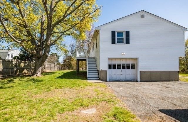 6 Barnes Ave, Salem, MA 01970