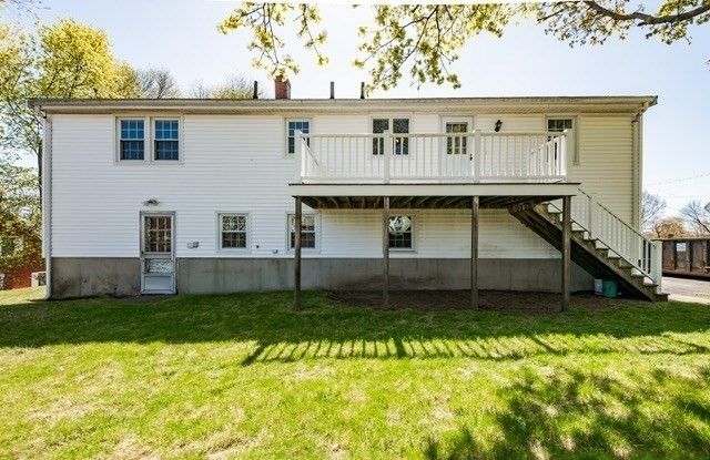 6 Barnes Ave, Salem, MA 01970