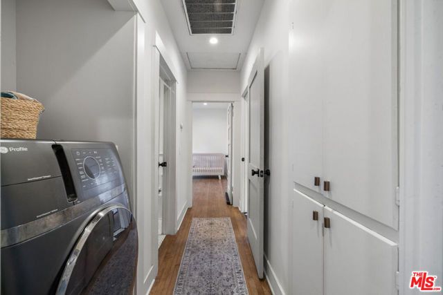 1800 W 42nd Street, Los Angeles, CA 90062