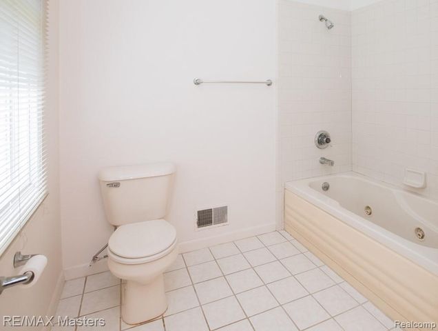 27178 John Drive, Huron Charter Township, MI 48164
