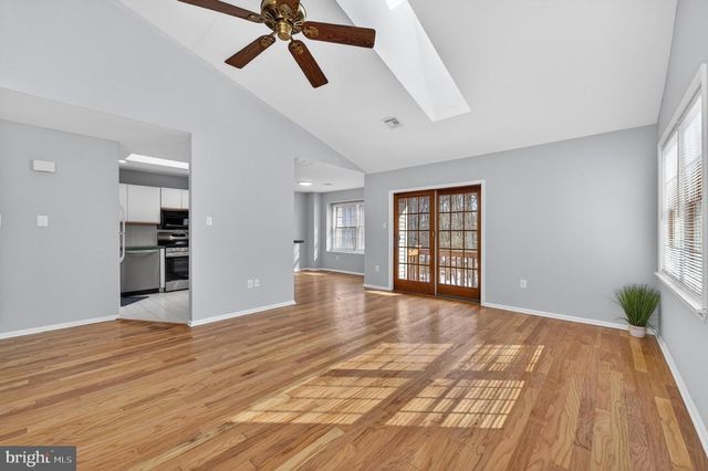 141 CHALKBOARD CT, Moorestown, NJ 08057