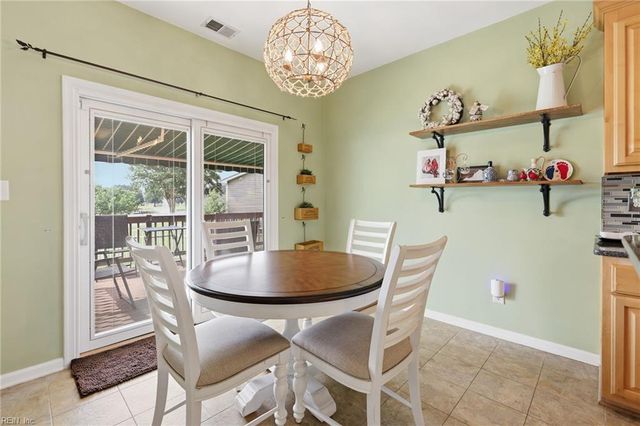 23141 Harbor Towne DR, Carrollton, VA 23314