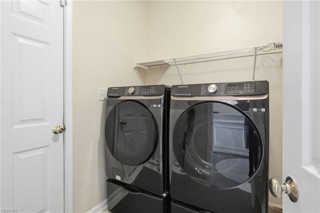 23141 Harbor Towne DR, Carrollton, VA 23314