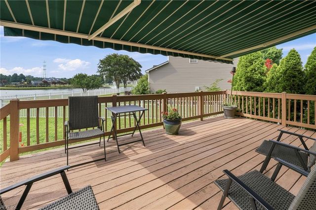 23141 Harbor Towne DR, Carrollton, VA 23314