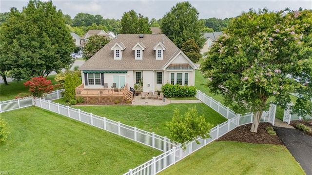 23141 Harbor Towne DR, Carrollton, VA 23314
