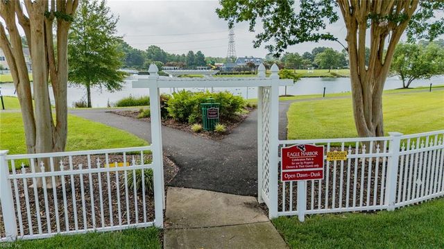 23141 Harbor Towne DR, Carrollton, VA 23314