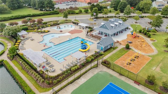 23141 Harbor Towne DR, Carrollton, VA 23314