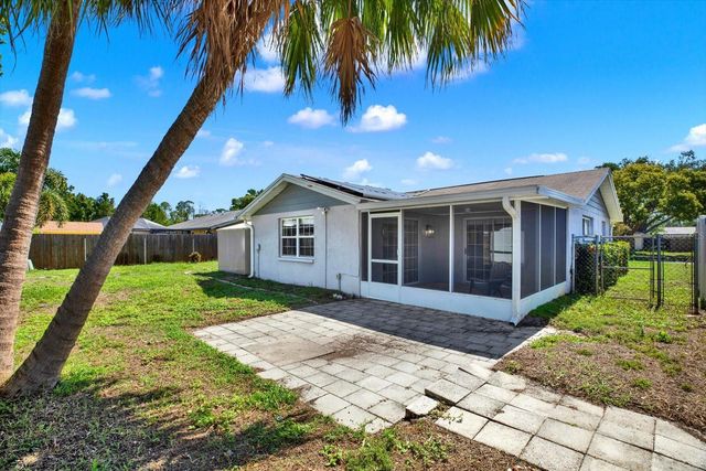 10898 119TH STREET N, Largo, FL 33778