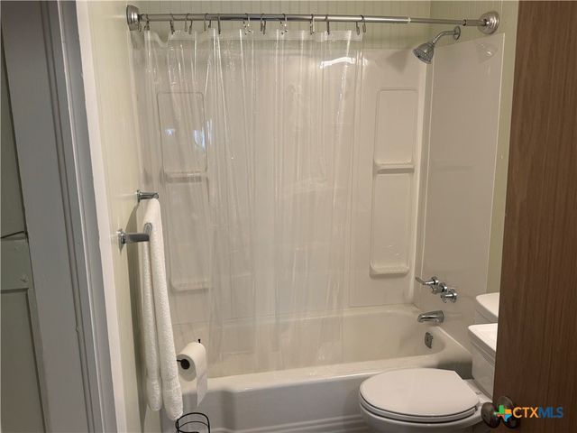 312 Keller Street, Cuero, TX 77954