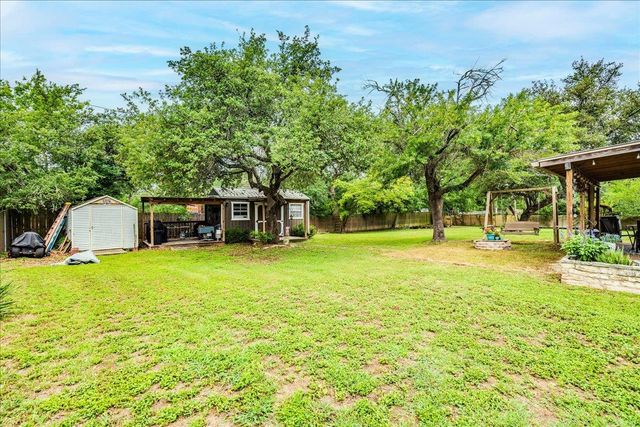 336 Primrose DR, Kyle, TX 78640