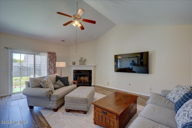 110 Blackheath Drive, New Bern, NC 28560