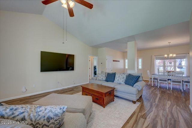 110 Blackheath Drive, New Bern, NC 28560