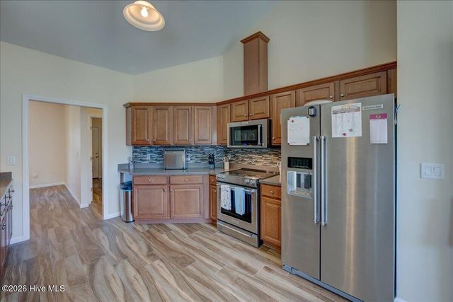 110 Blackheath Drive, New Bern, NC 28560