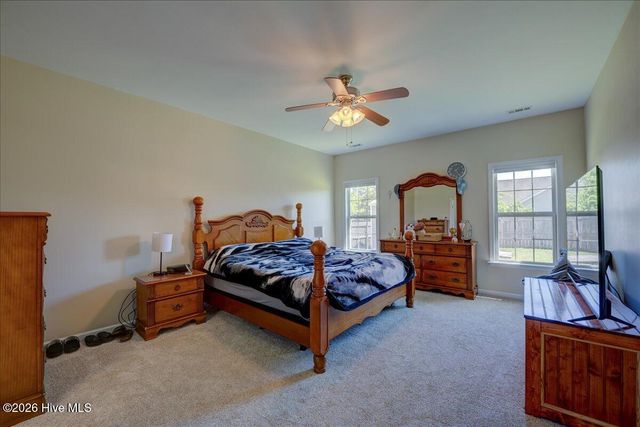 110 Blackheath Drive, New Bern, NC 28560