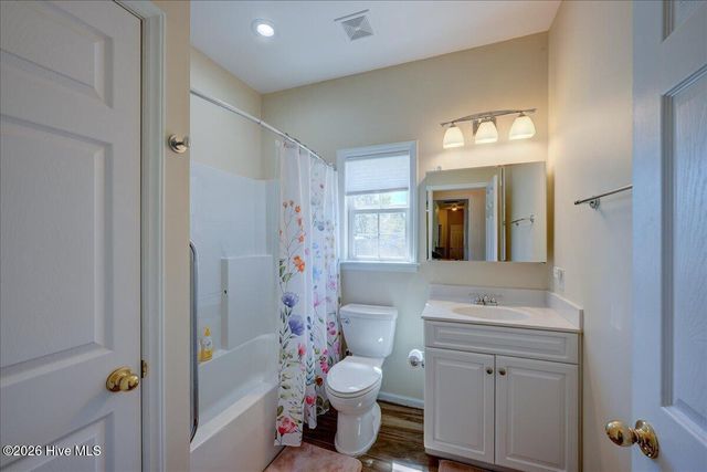 110 Blackheath Drive, New Bern, NC 28560