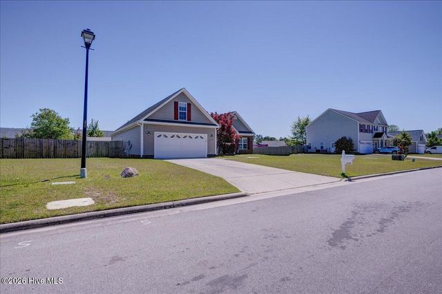 110 Blackheath Drive, New Bern, NC 28560