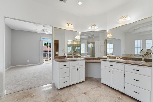 2273 McCaffery Ln, Riverbank, CA 95367