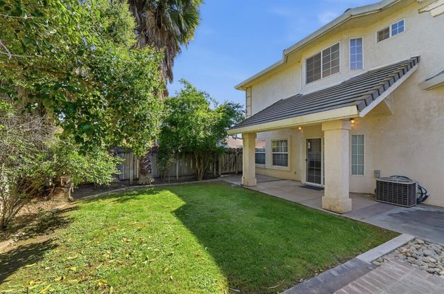 2273 McCaffery Ln, Riverbank, CA 95367
