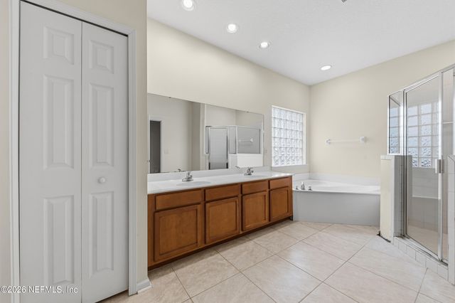 593 GRAND PARKE Drive, St. Johns, FL 32259