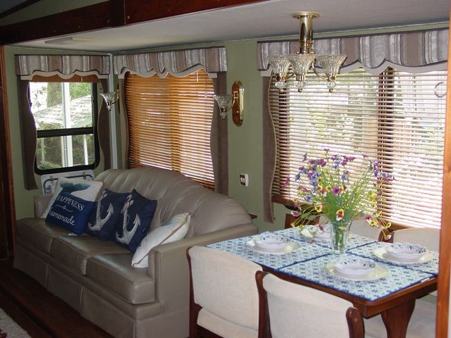 1047 Creekside Drive, Hiawassee, GA 30546