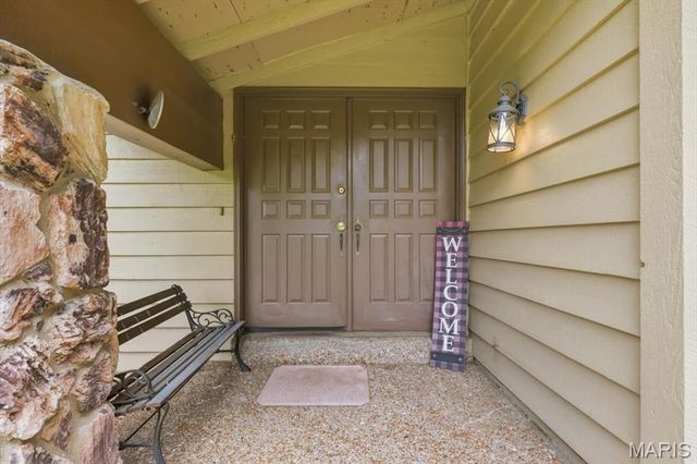 15 Whitewood Court, St Peters, MO 63376