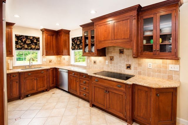 52 Brentwood, Chelmsford, MA 01824